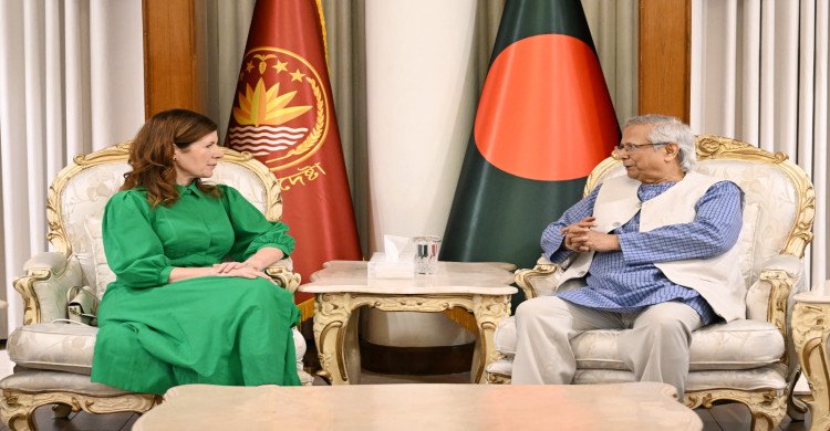 যুক্তরাজ্যের মন্ত্রী প্রধান উপদেষ্টার সাথে সাক্ষাৎ করেছেন