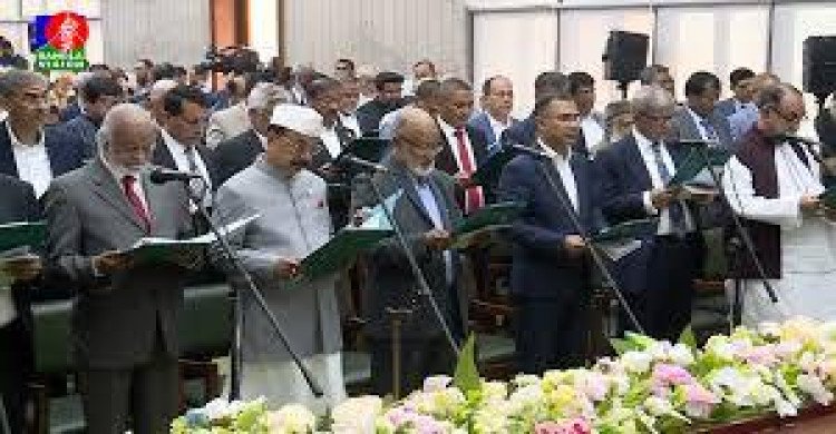 শপথ সম্পন্ন হল বিএনপির নবনির্বাচিত এমপিদের