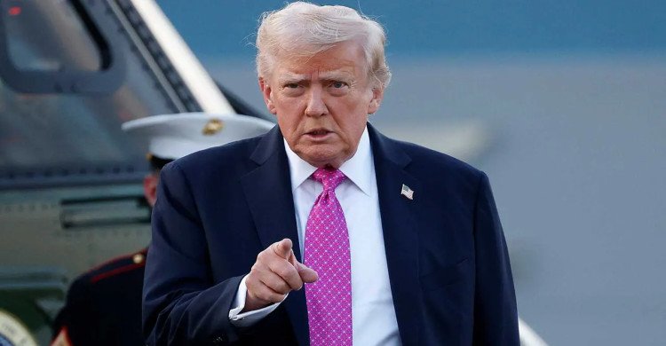 ইরানের জ্বালানি তেলের নিয়ন্ত্রণ নিতে চাই: ট্রাম্প